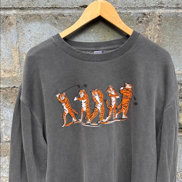 Barstool Golf Sweatshirt Mens XL Gray Tiger Swing Crewneck Pullover sports - Picture 1 of 3